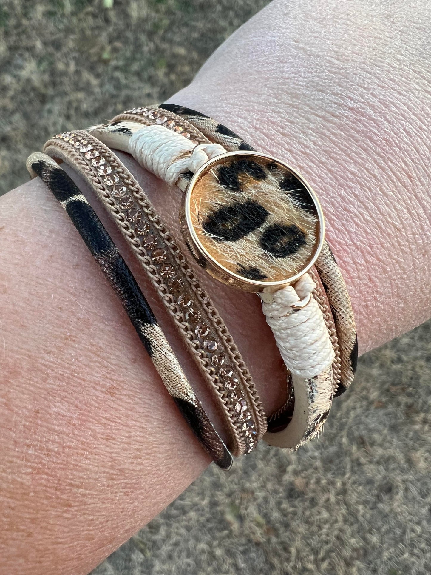 Roar Cuff