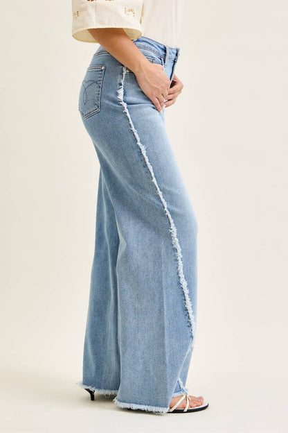 Raw Hem Detailed Jeans