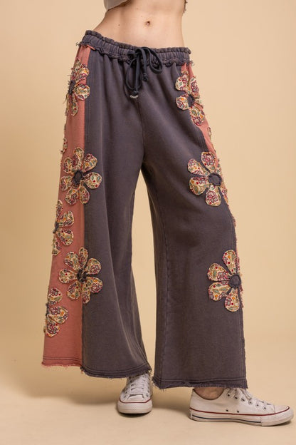Daisy Daze Pants (2 colors)