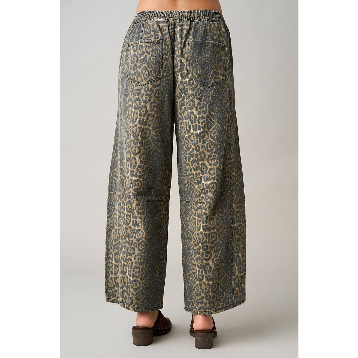 LEOPARD PRINT WASHED ELASTIC WAIST BARREL PANTS