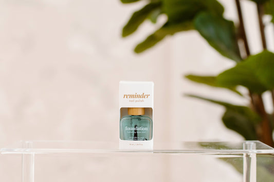 Nail Polish Hydrating Base — Foundation