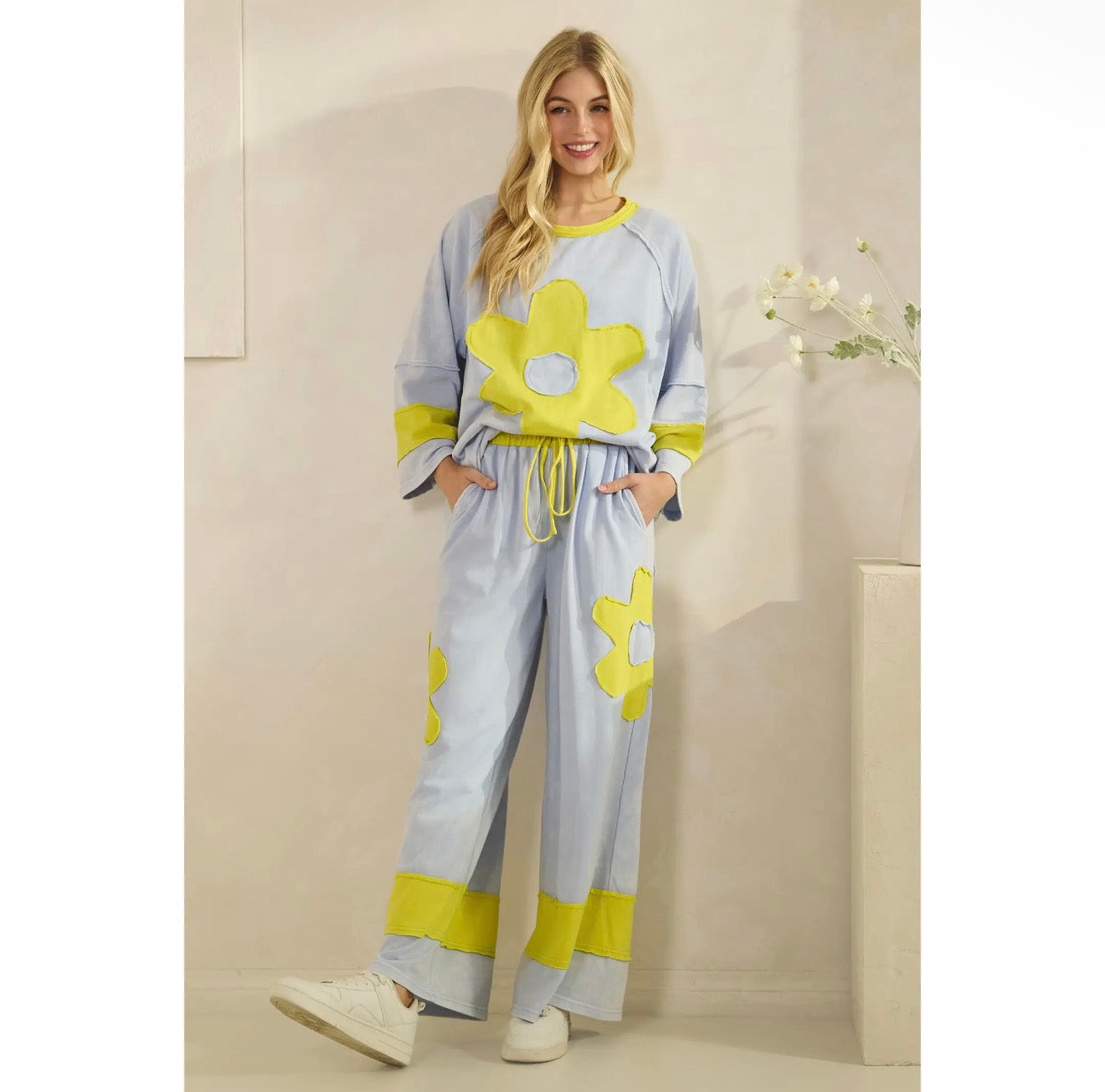 Daisy Dreams Lounge Top