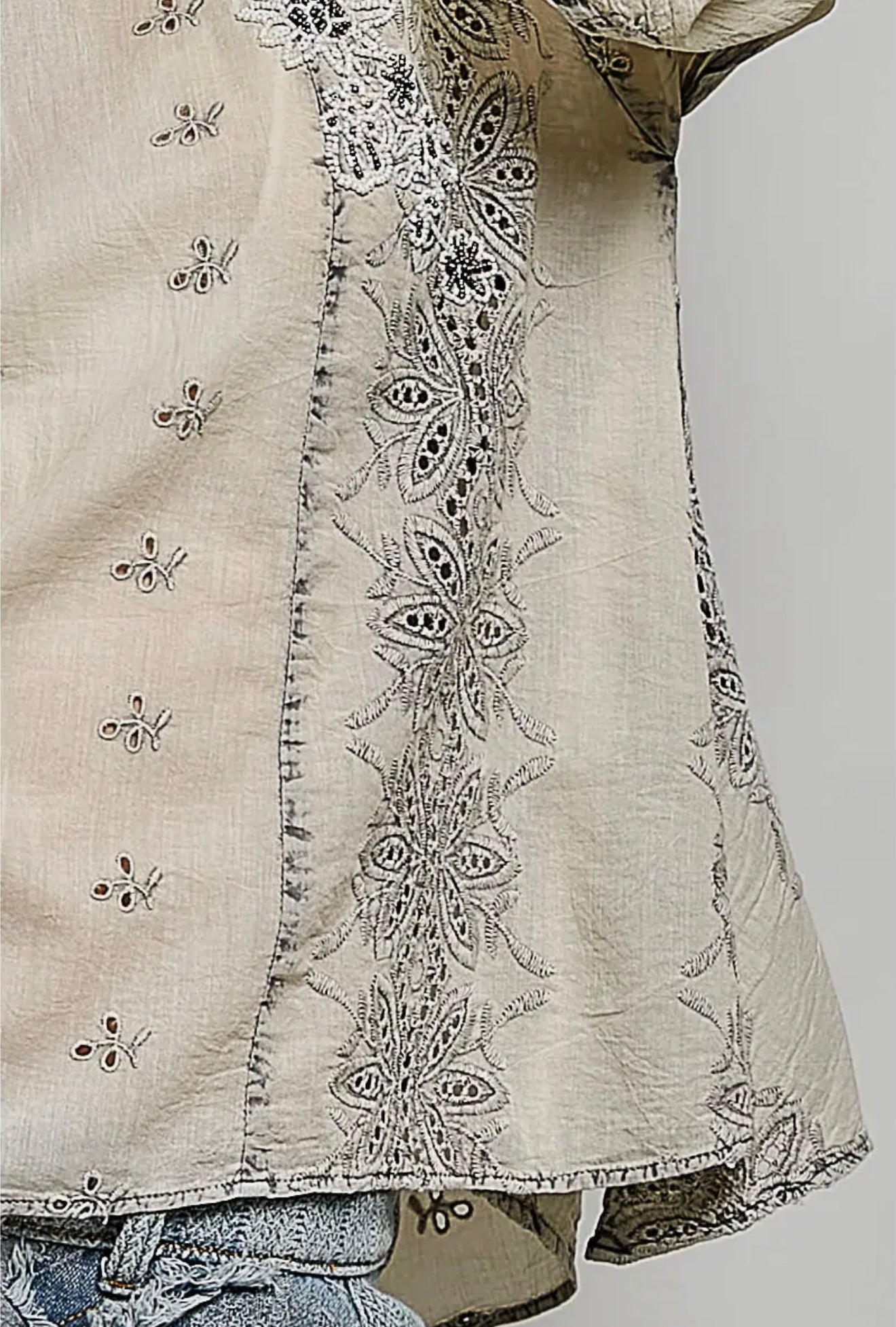 The Vintage Belle Embroidery Eyelet Top