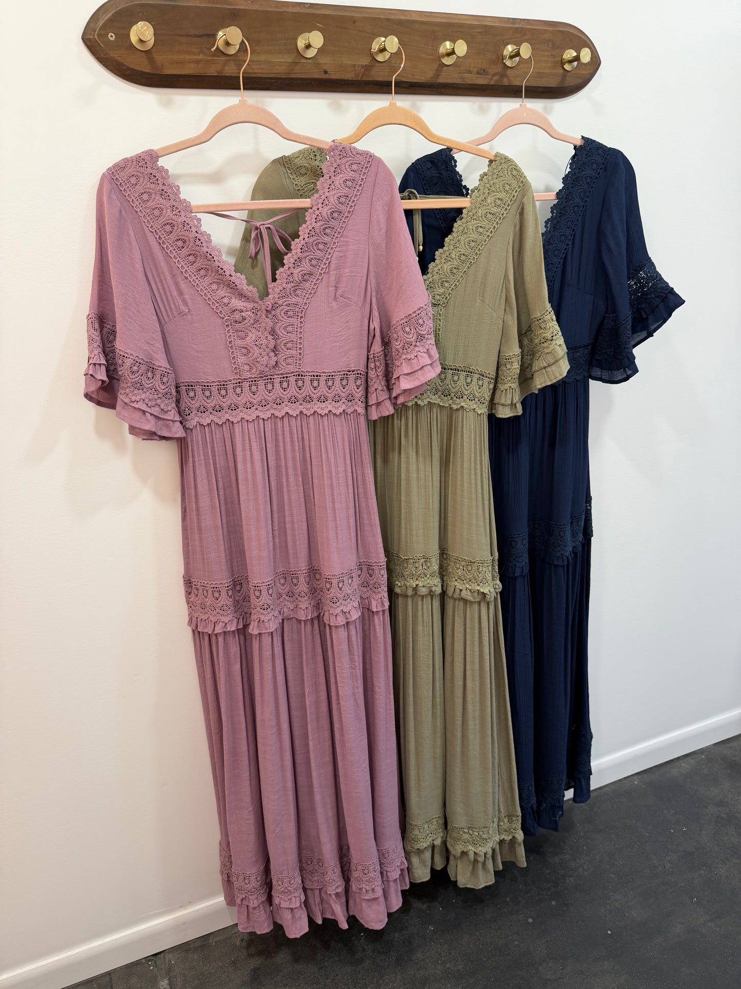 V-NECK LACE TRIM MAXI DRESS (3 Colors)