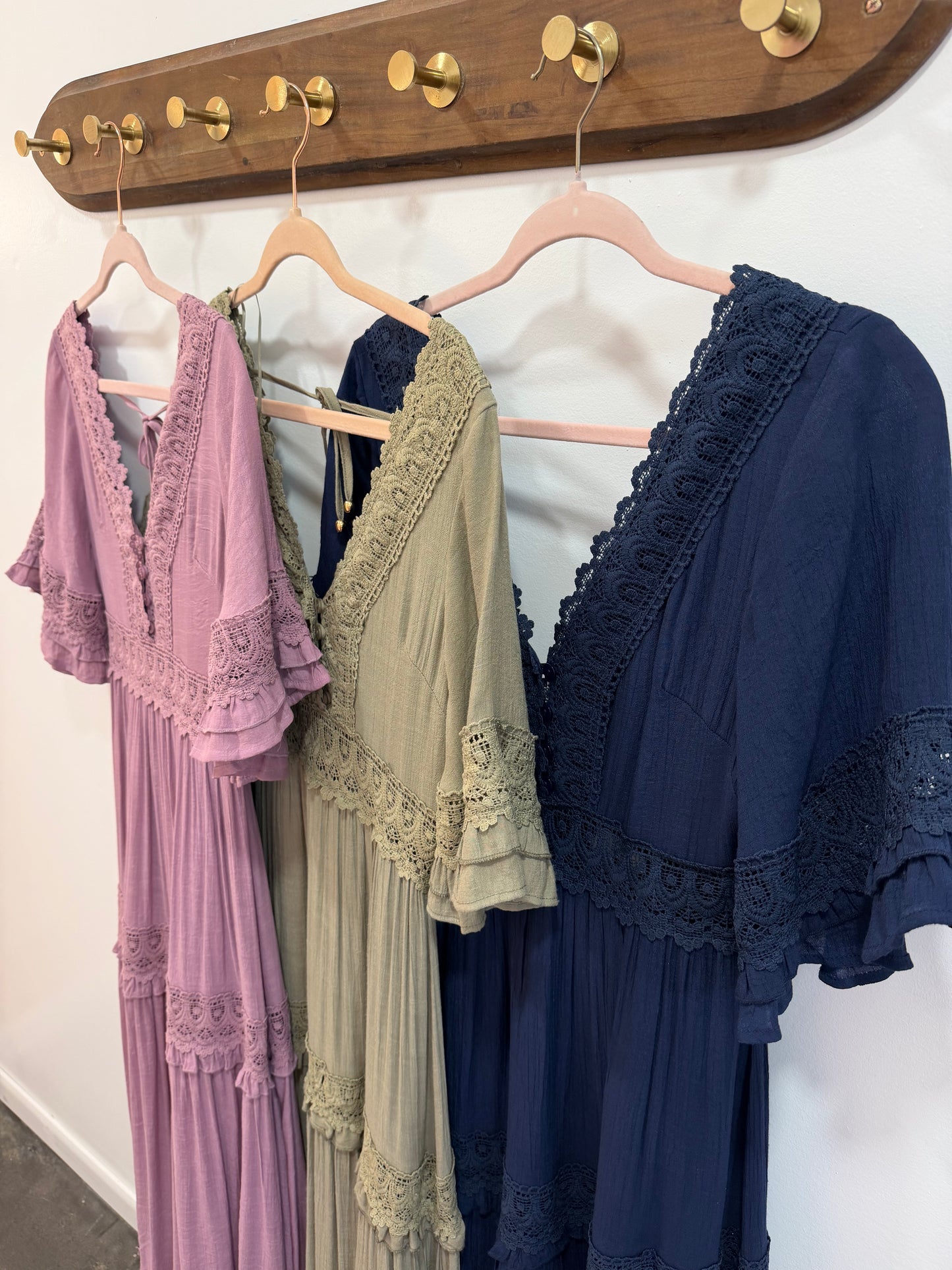 V-NECK LACE TRIM MAXI DRESS (3 Colors)