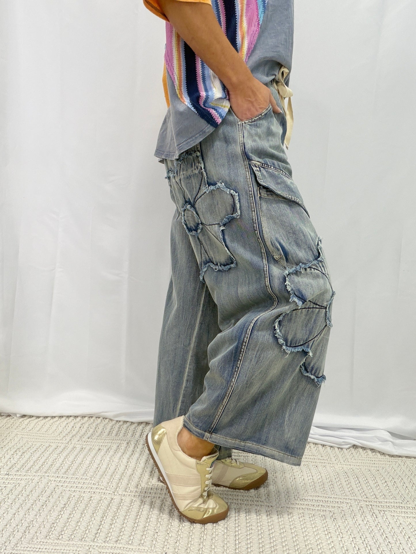 Flower Cargo Pants in Light Denim