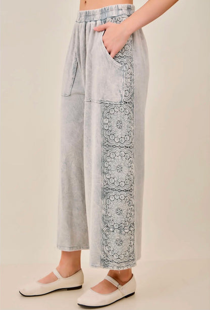 Boho Eyelet Trim Pant